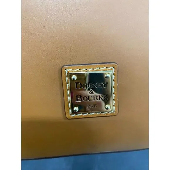 Dooney & Bourke Beacon Vachetta Leather Zip Tote TAN BROWN NWTS PURSE GORGEOUS - Picture 2 of 9